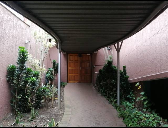 5,569M² OFFICE TO LET IN PINETOWN CENTRAL